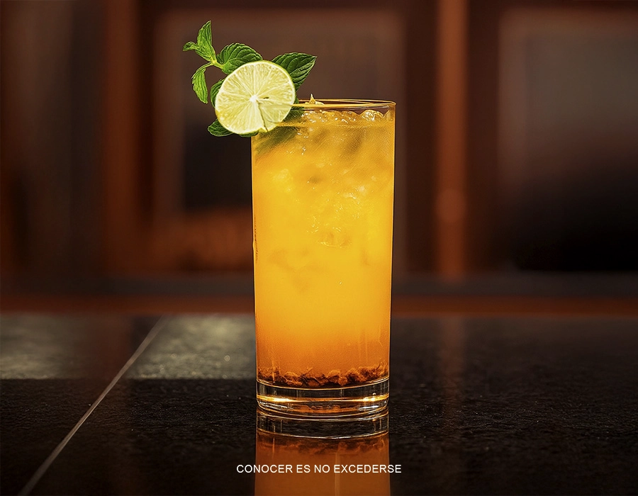 Mojito Maracuyá (con Matusalem Gran Reserva 15).